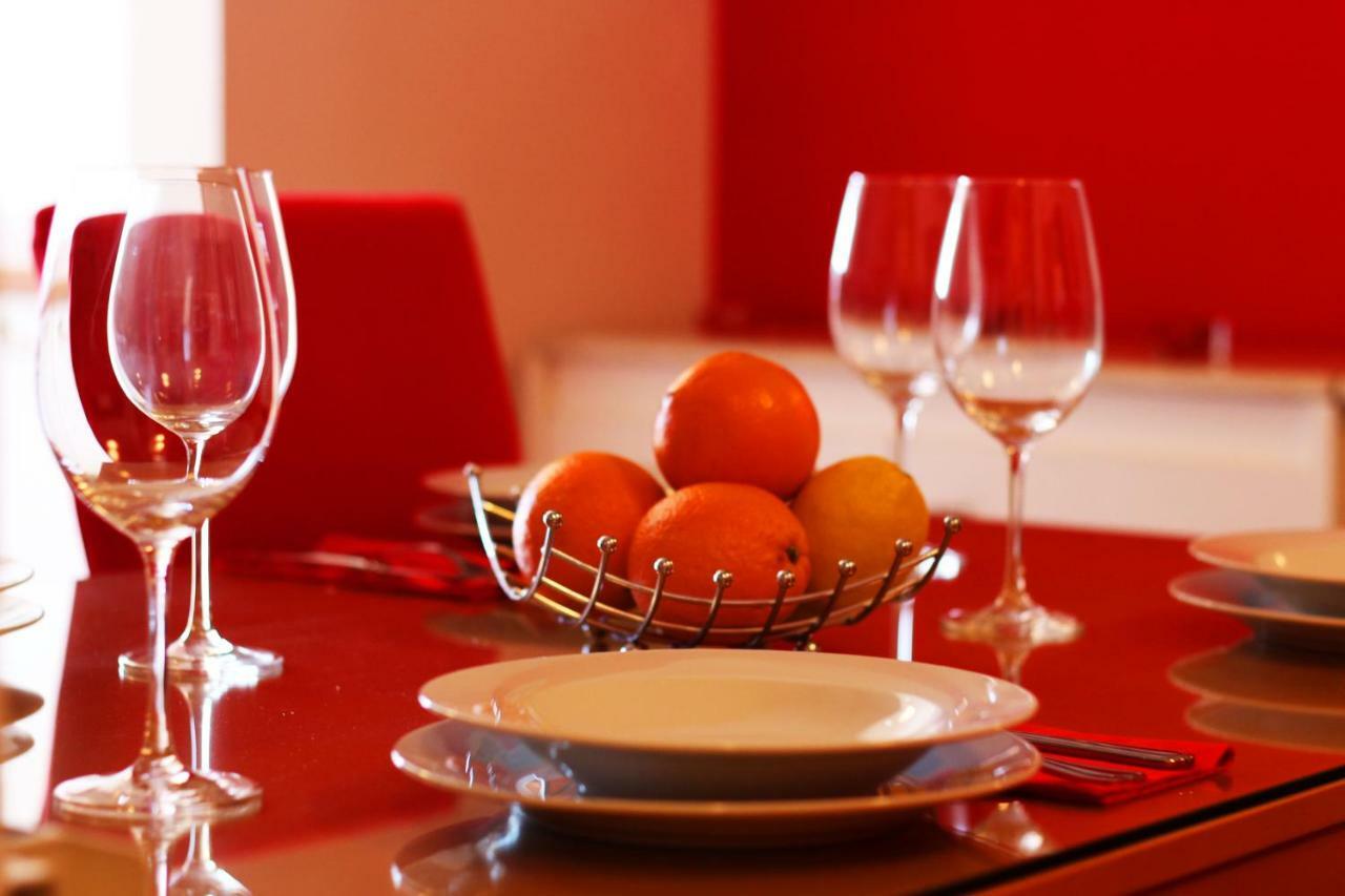 Sunny Corner In City Center With Free Parking Apartment Pula Luaran gambar