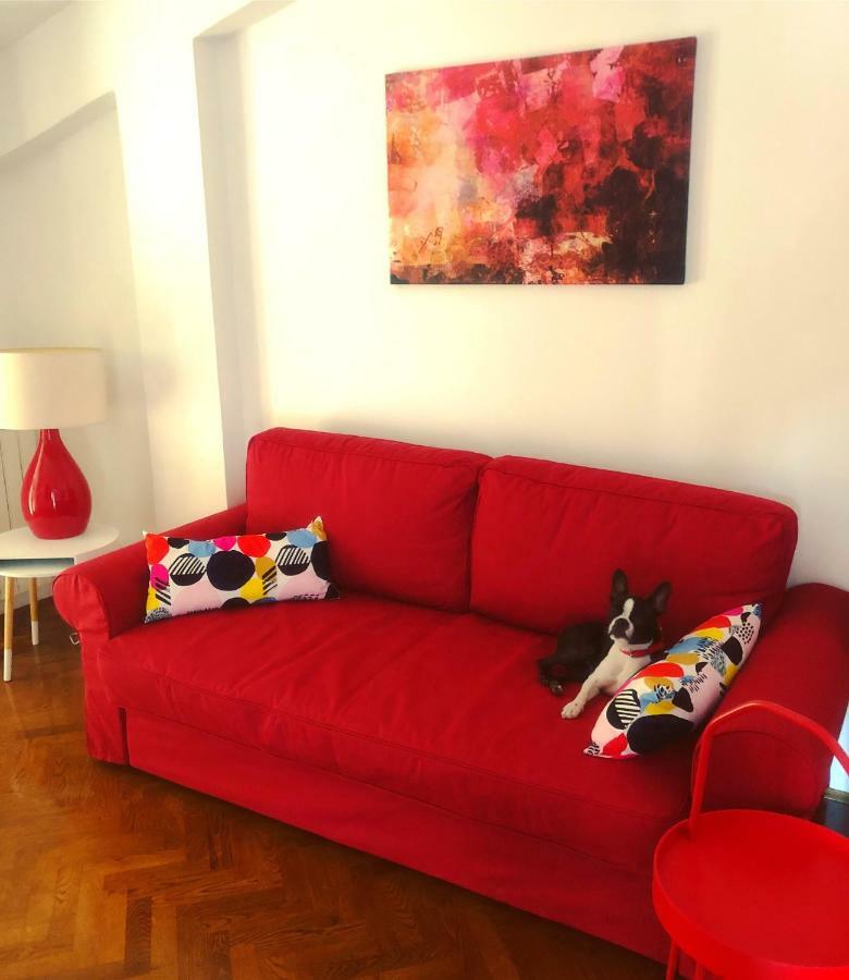 Sunny Corner In City Center With Free Parking Apartment Pula Luaran gambar